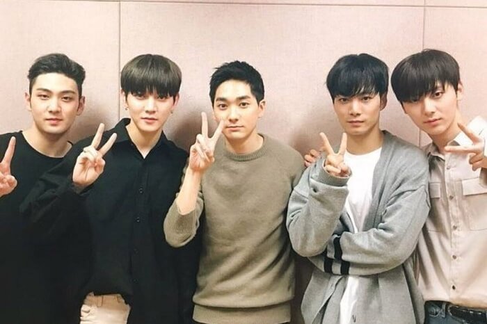 Todos os 5 membros dos NU'EST renovaram os Contratos com a Pledis Entertainment