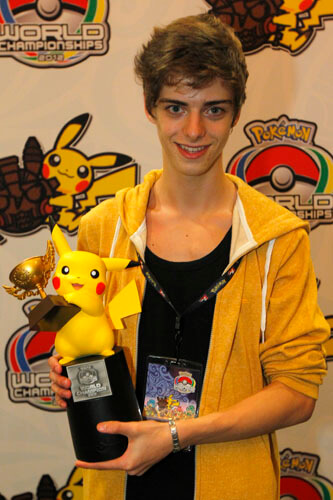 Igor Costa Campeão Mundial Masters Division Pokémon TCG 2012