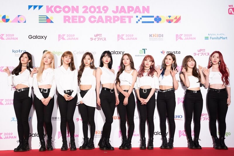 Ídolos de Kpop brilham na Red Carpet da KCON 2019 Japan WJSN Cosmic Girls