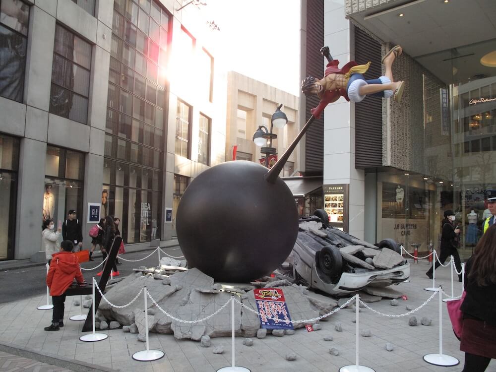 Estátuas de Dragon Ball e One Piece invadem Tóquio